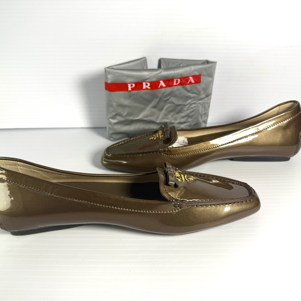 Prada Bronze Patent Leather Ballerina  Flats NWOT . 7.5 - Picture 5 of 8